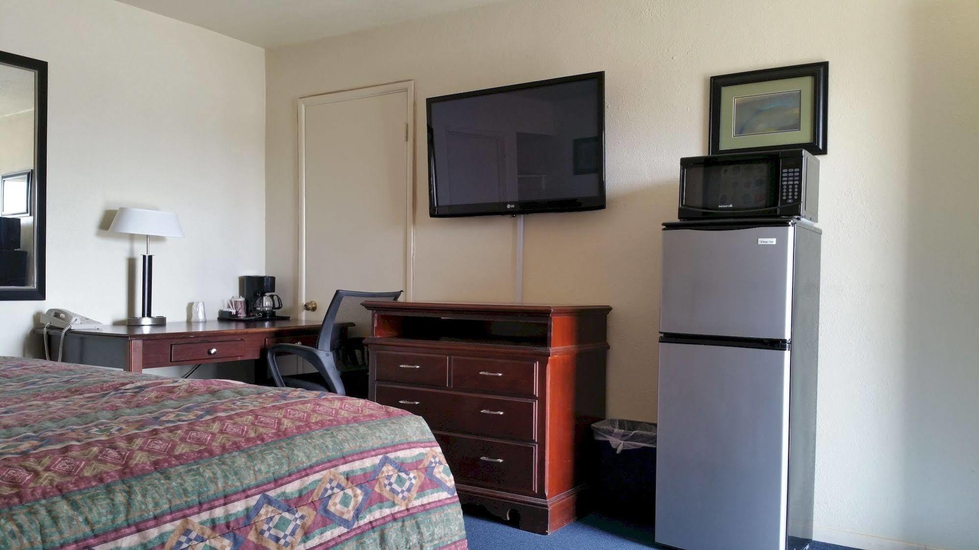 Budget Motel Mojave